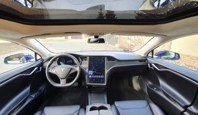 Tesla Model S 75D 2018 megtelt