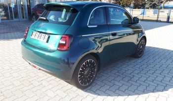 Fiat 500e 2022 megtelt