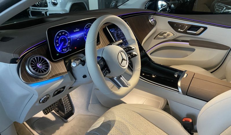 Mercedes-Benz EQS 2022 megtelt
