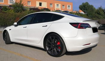Tesla Model 3 Performance 2020 megtelt