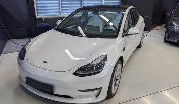 Tesla Model 3 Long Range AWD 2021 megtelt