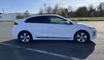Hyundai IONIQ Electric 2017 megtelt