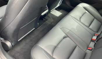 Tesla Model 3 Performance 2022 megtelt