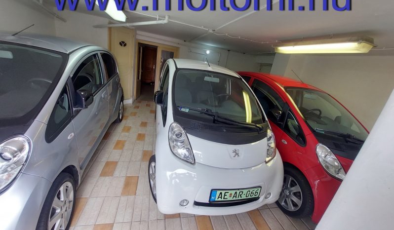 Peugeot iOn 2012 megtelt