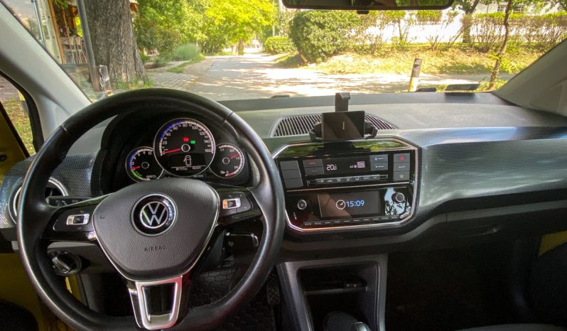 Volkswagen e-Up 2020 megtelt