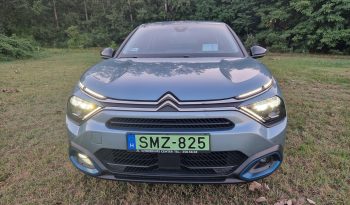 Citroën ë-C4 2021 megtelt