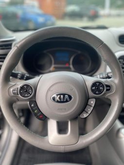 Kia Soul EV 2015 megtelt