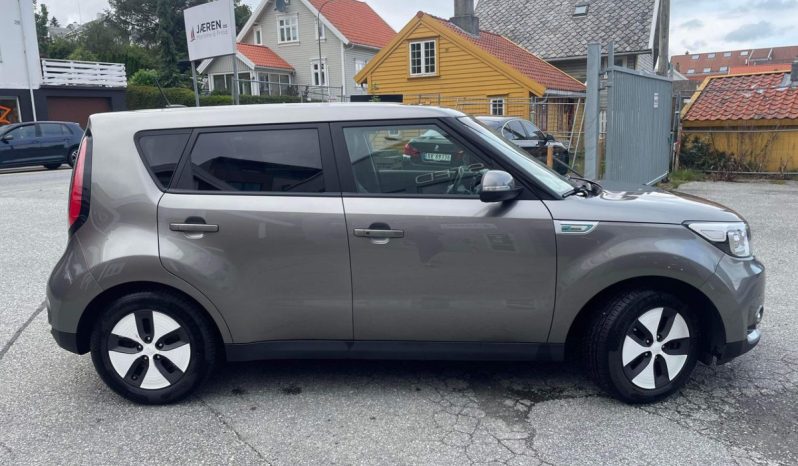 Kia Soul EV 2015 megtelt