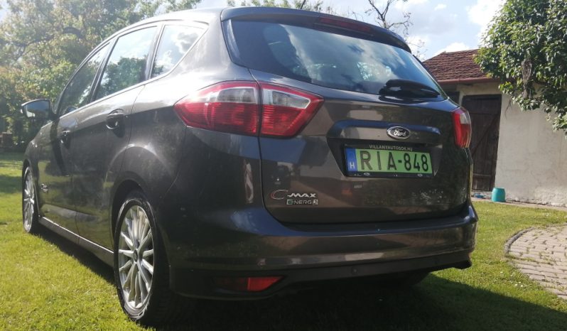 Ford C-Max Energi 2015 megtelt