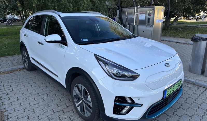 Kia e-Niro megtelt