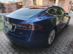 Tesla Model S 60 megtelt