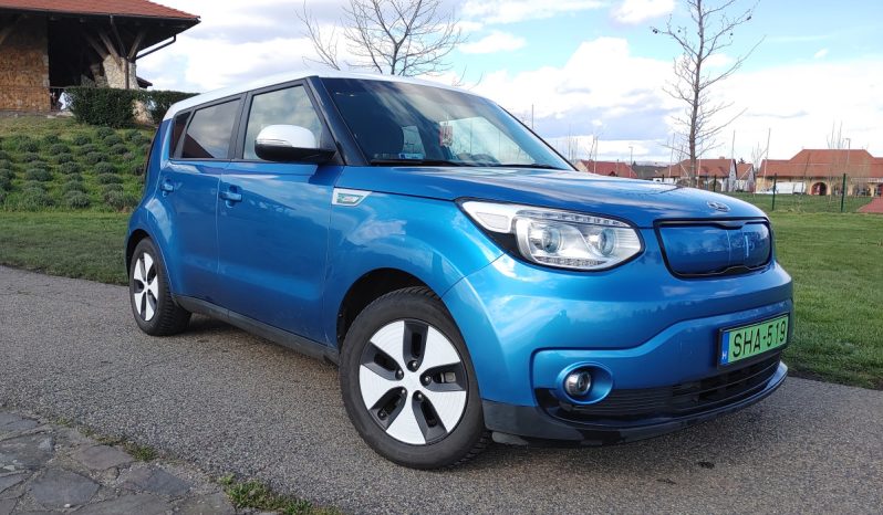 Kia Soul EV megtelt