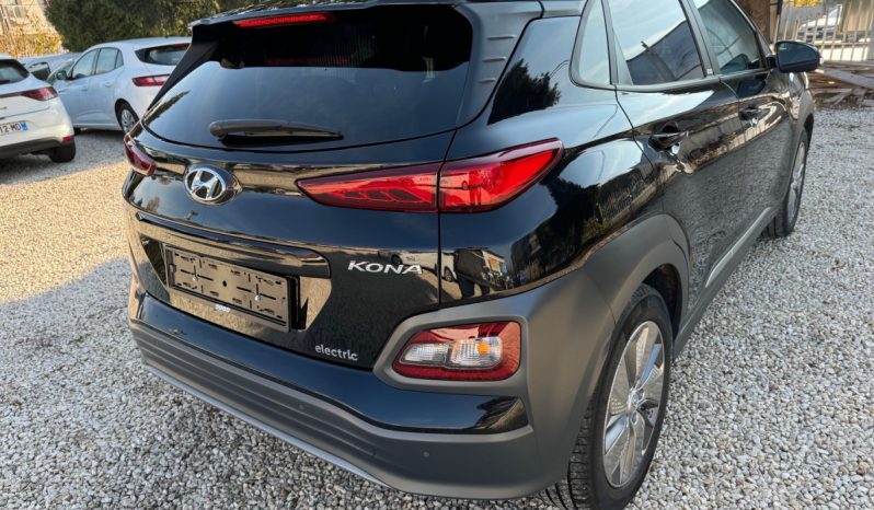 Hyundai Kona Electric megtelt