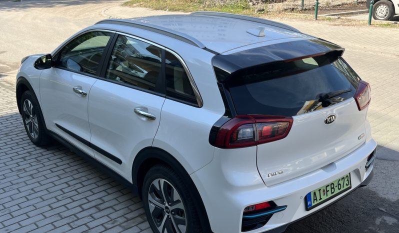 Kia e-Niro megtelt