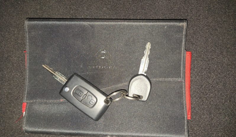 Citroën C-Zero megtelt