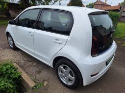 Volkswagen e-Up megtelt