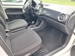 Volkswagen e-Up megtelt