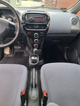 Peugeot iOn megtelt