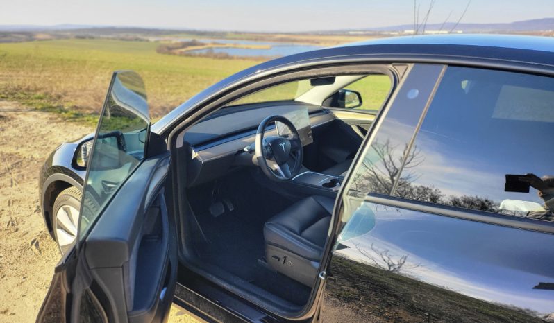 Tesla Model Y Long Range AWD megtelt