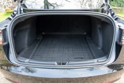 Tesla Model 3 Long Range AWD megtelt