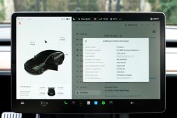 Tesla Model 3 Long Range AWD megtelt
