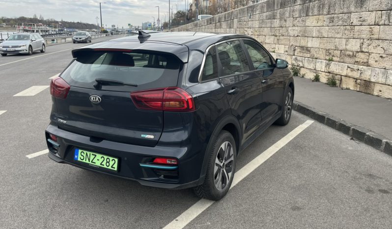 Kia e-Niro megtelt