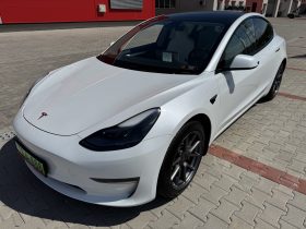 Tesla Model 3 Standard Range Plus
