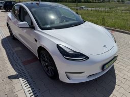 Tesla Model 3 Standard Range Plus megtelt