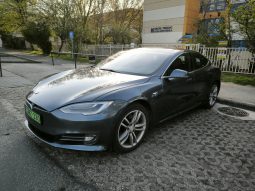Tesla Model S 90D megtelt