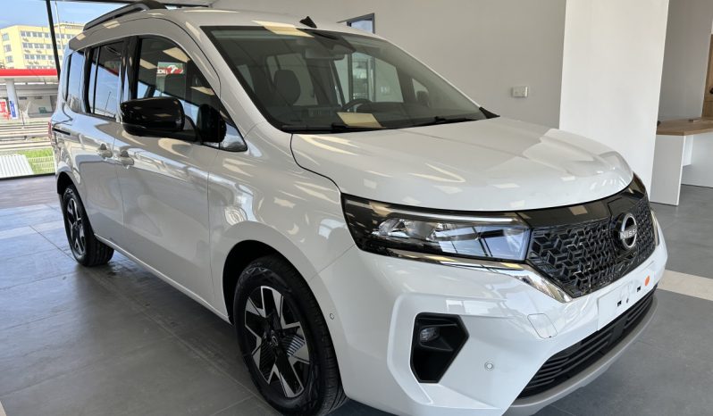 Nissan Townstar megtelt