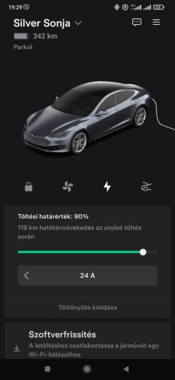 Tesla Model S 90D megtelt