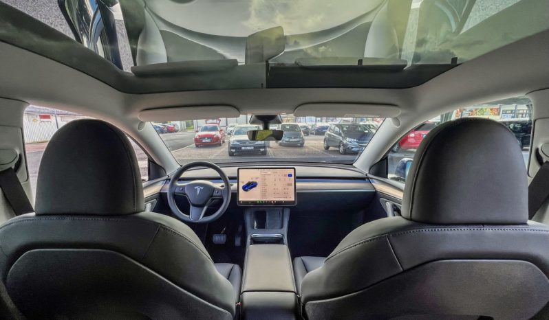 Tesla Model Y Long Range AWD megtelt