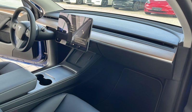Tesla Model Y Long Range AWD megtelt