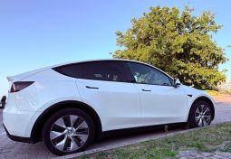 Tesla Model Y Long Range AWD 2021 megtelt